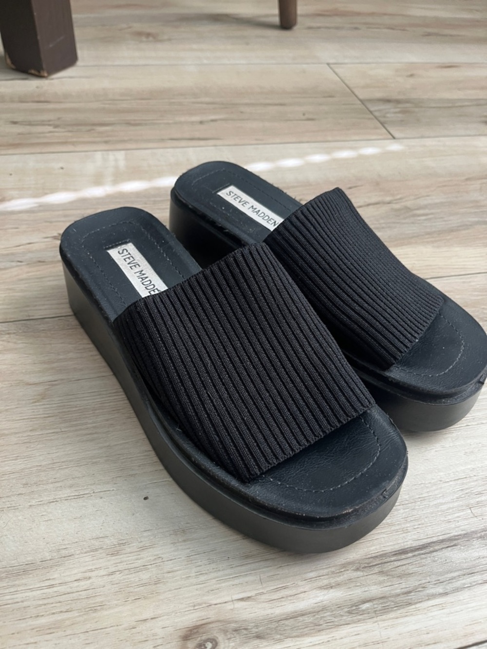 Steve Madden Jolee Black Knit Platform Slide Sandals Y2K